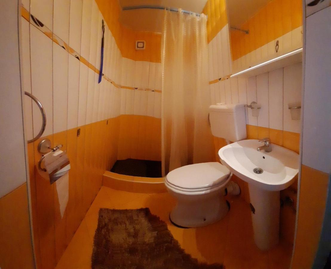 Bed and Breakfast Noa.S Pansion 88 à Vrnjačka Banja Extérieur photo